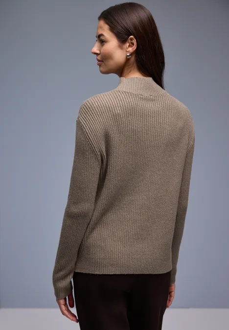 Kuscheliger Strukturpullover light terra mocha mel.