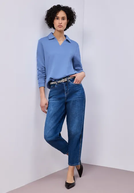 Sweater met kraag bonnet blue Sweater met kraag bonnet blue