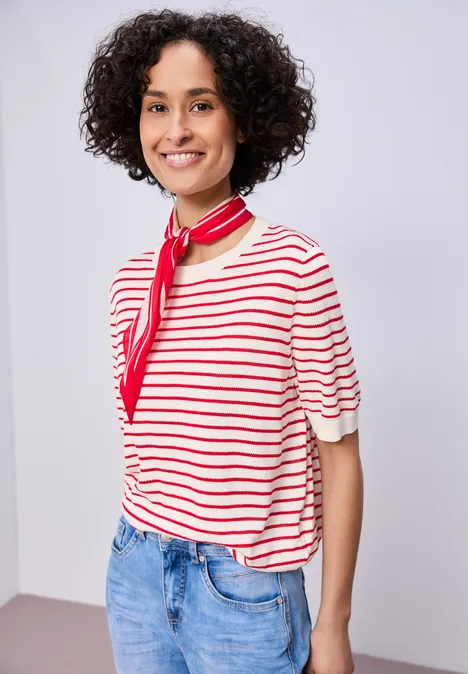 Sweter w paski off white