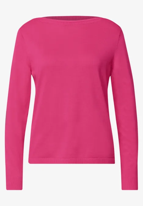 Eenvoudige trui met boothals impact pink Eenvoudige roze trui met lange mouwen en een ronde hals.