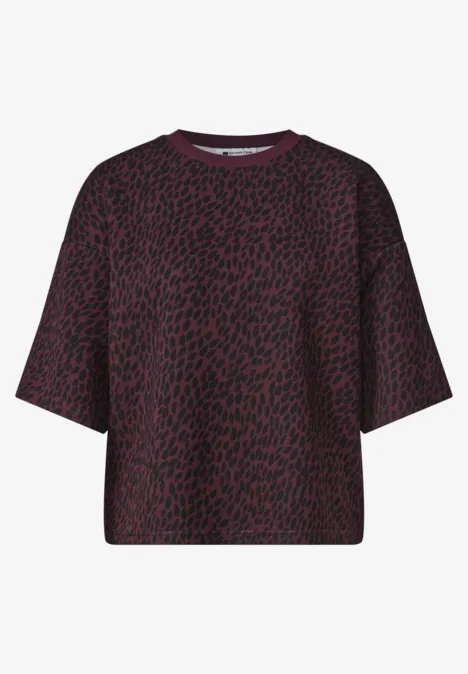 Bluza z krótkim rękawem i okrągłym dekoltem rustic rouge Luźna koszulka z krótkim rękawem, ciemny fiolet z nieregularnym czarnym wzorem.