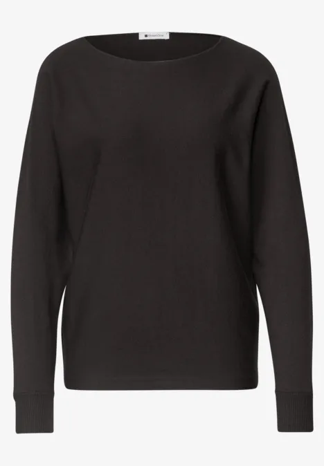Sweter z rękawami typu dolman i dekoltem w kształcie łódki black coffee Czarny sweter z okrągłym dekoltem i długimi rękawami.