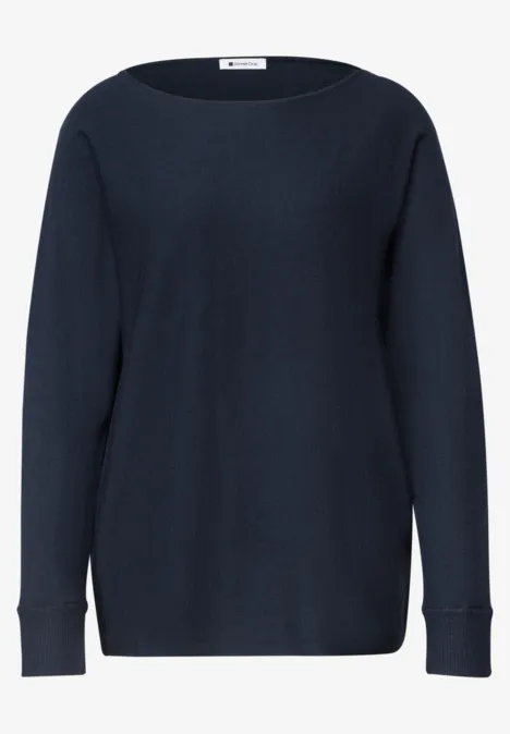 Sweter z rękawami typu dolman i dekoltem w kształcie łódki darkest blue Granatowy sweter z długimi rękawami, prosty okrągły dekolt i ściągacze przy mankietach.
