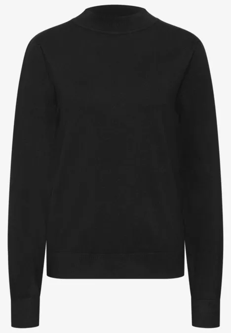 Pullover in Unifarbe mit Rundhals Black Schwarzer Langarm-Pullover mit Rundhalsausschnitt vor weißem Hintergrund.