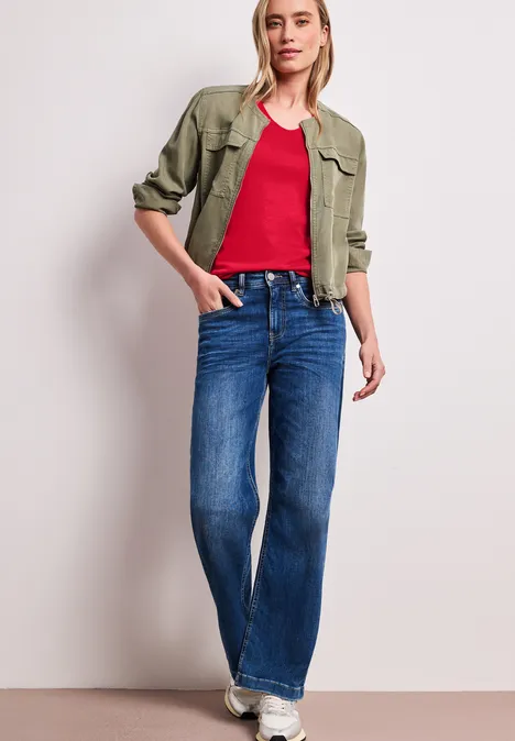 Basic T-Shirt mit V-Neck in Unifarbe salsa red Basic T-Shirt mit V-Neck in Unifarbe salsa red