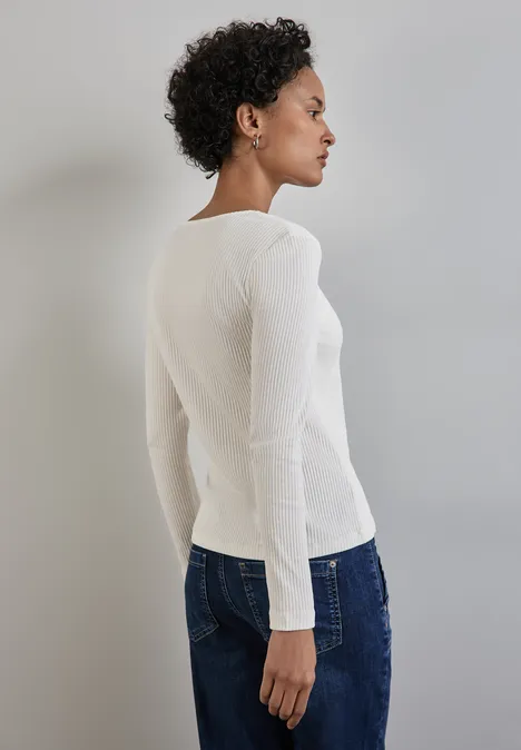 Shirt mit Herzausschnitt off white