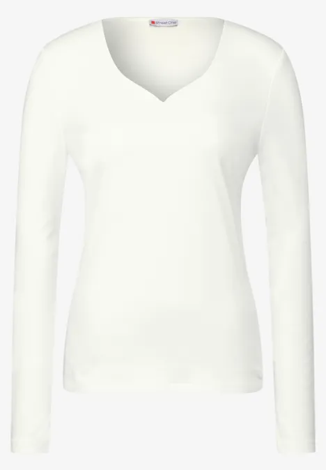 Shirt mit Herzausschnitt off white