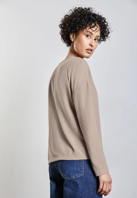 Kuscheliges V-Neck Shirt honey sand mel.