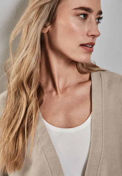 Kuschelige Jacke honey sand mel.