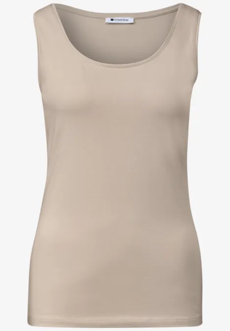 Basic Top mit Rundhals in Unifarbe clay sand Beiges ärmelloses Damenshirt mit rundem Halsausschnitt.