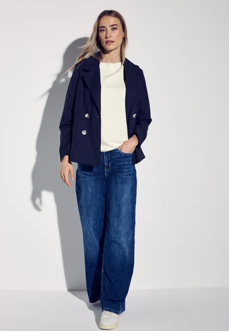 Shirt mit U-Boot-Ausschnitt off white