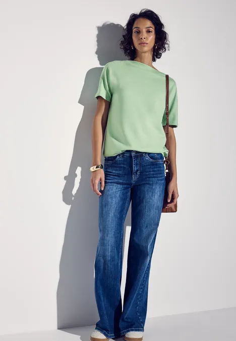 Shirt mit U-Boot-Ausschnitt milky green