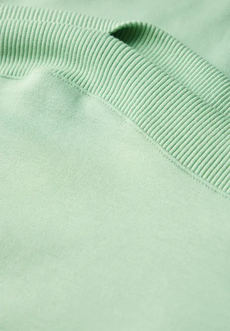 Shirt mit U-Boot-Ausschnitt milky green