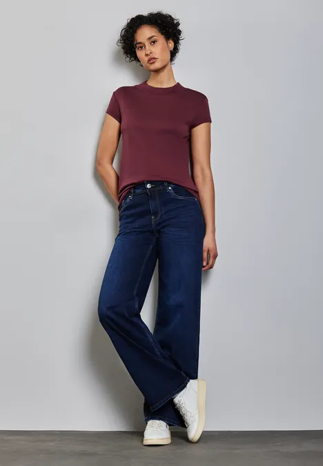 Turtleneck T-Shirt dark cherry red