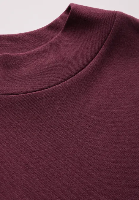 Turtleneck T-Shirt dark cherry red