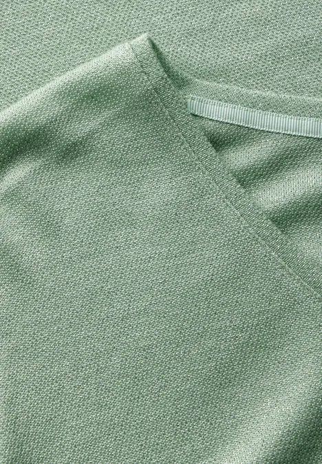 T-shirt scintillant à col en V milky green