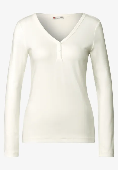 Shirt mit Knopfdetail off white