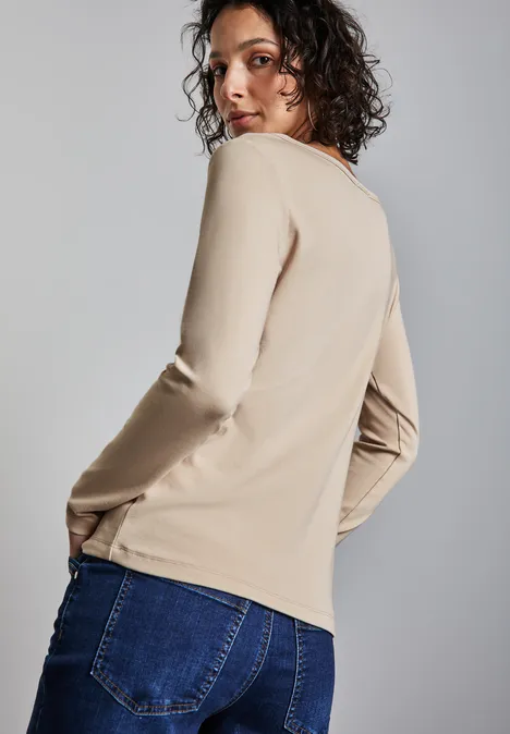 Shirt mit Knopfdetail cotton beige