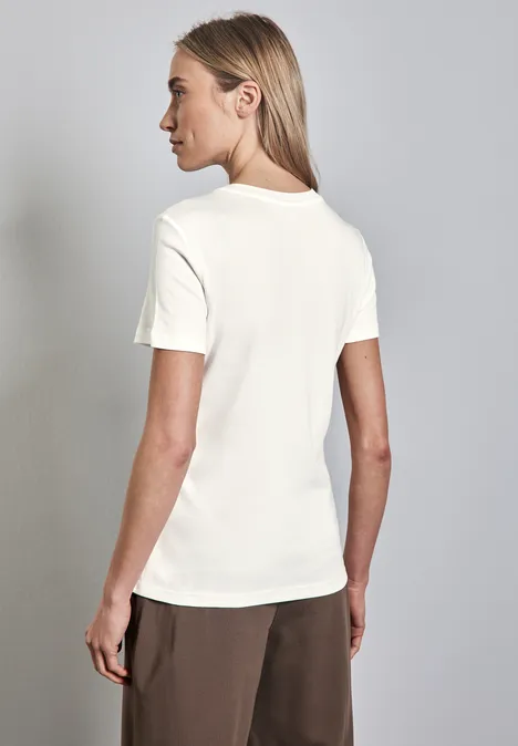 Basic T-Shirt in Unifarbe off white