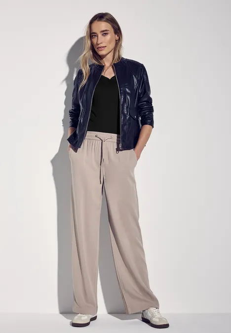 Long Shape Shirt mit Knöpfen Black