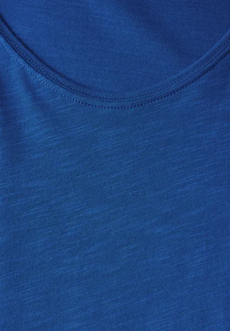 Basic T-Shirt in Unifarbe dodger blue