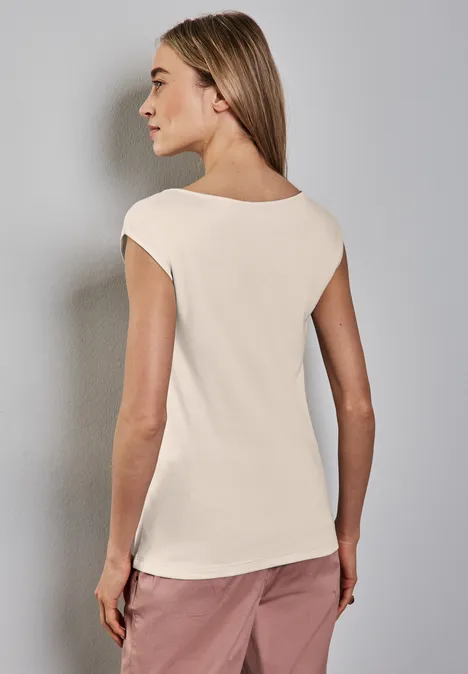 Shirt mit U-Boot-Ausschnitt smooth sand beige Shirt mit U-Boot-Ausschnitt smooth sand beige