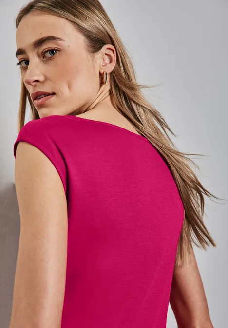 T-shirt avec encolure en U juicy berry