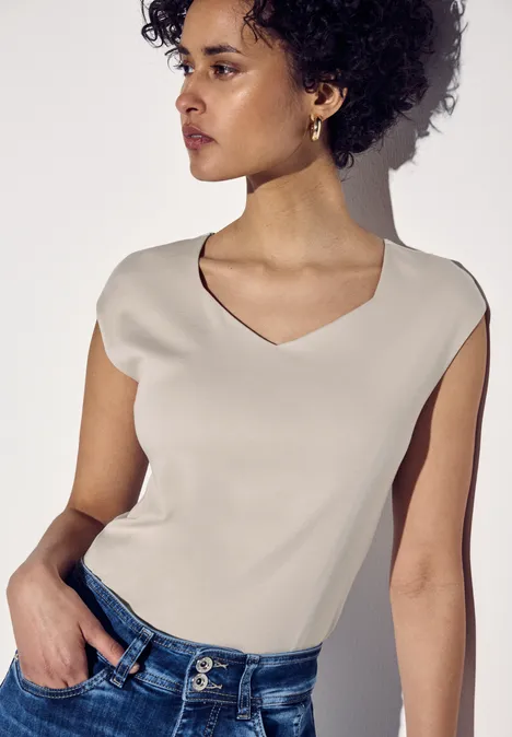 T-shirt à encolure diamant smooth sand beige