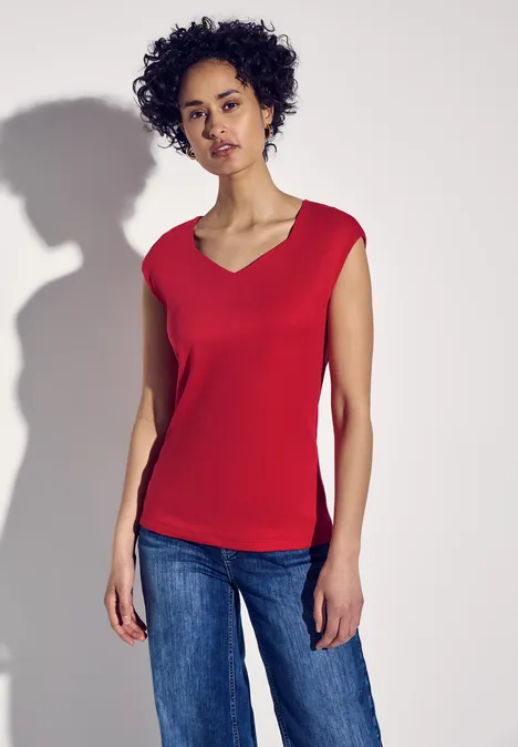 Shirt mit Diamant-Ausschnitt glory red