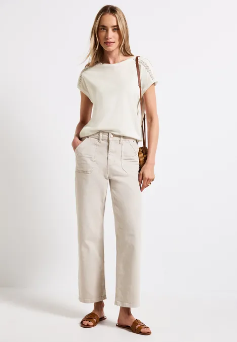 T-Shirt mit Häkeldetails off white