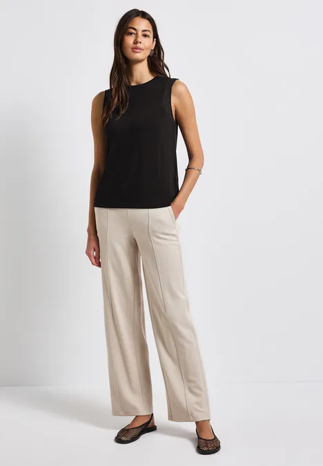 Top avec détails en mousseline Black