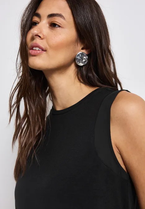 Top avec détails en mousseline Black