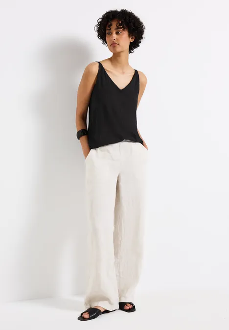 Materialmix V-Neck Top Black