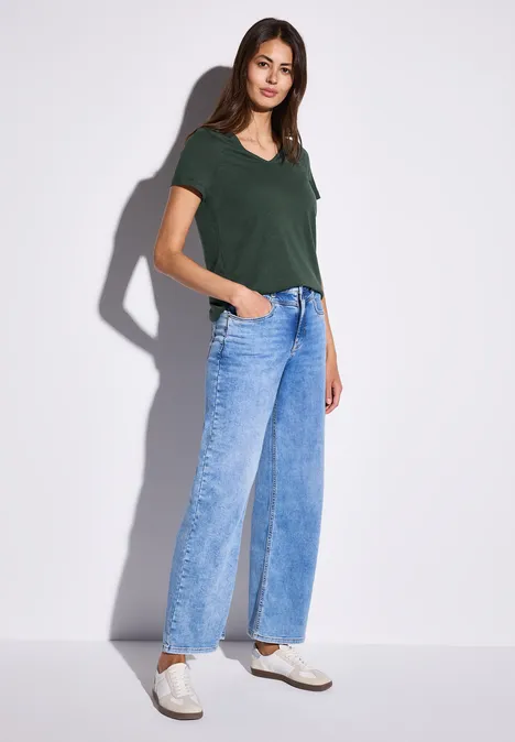 Basic T-Shirt in Unifarbe mid green