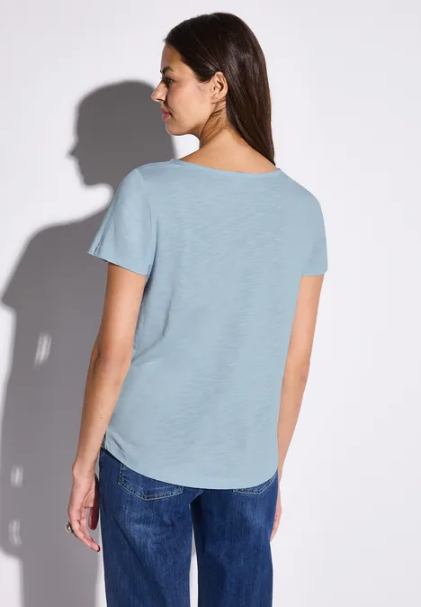 Basic T-Shirt in Unifarbe iced blue