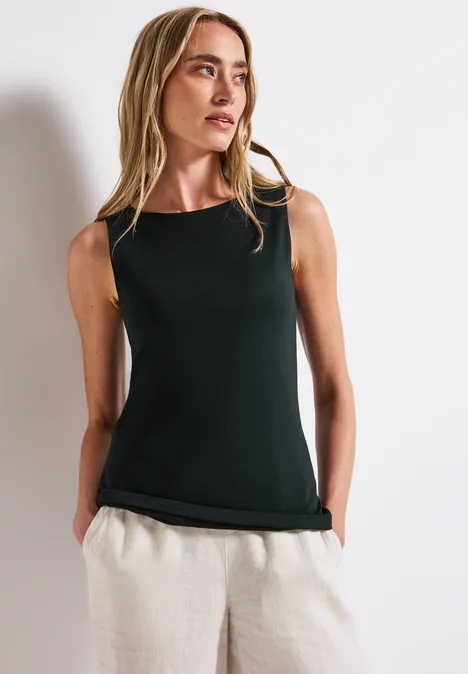 Basic Top pine grove green