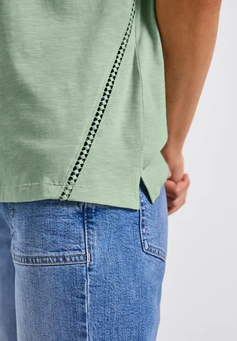 Shirt mit Häkeldetails soft jade green