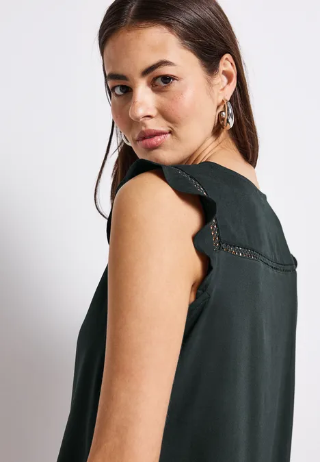 V-Neck Top mit Häkeldetails pine grove green