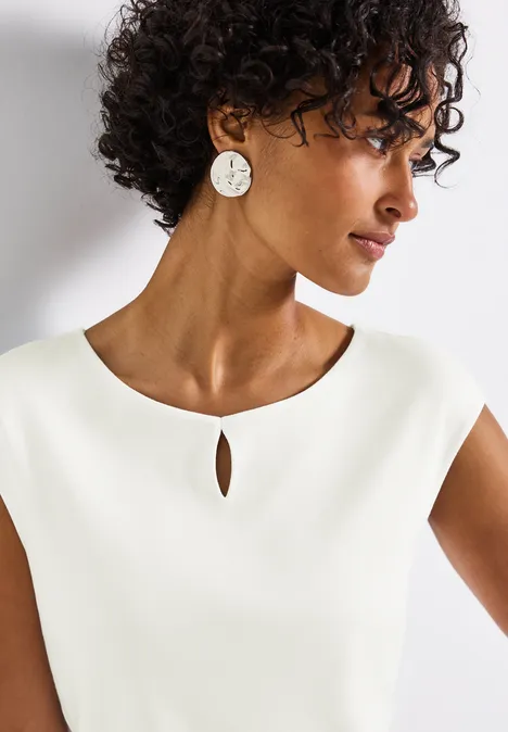 Shirt mit Cut-Out off white