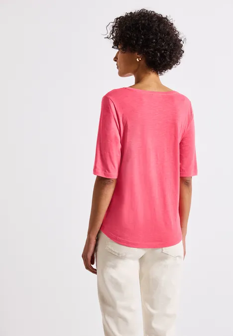 V-Neck T-Shirt almond coral