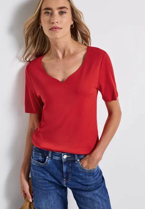 T-Shirt mit Herzausschnitt racing red