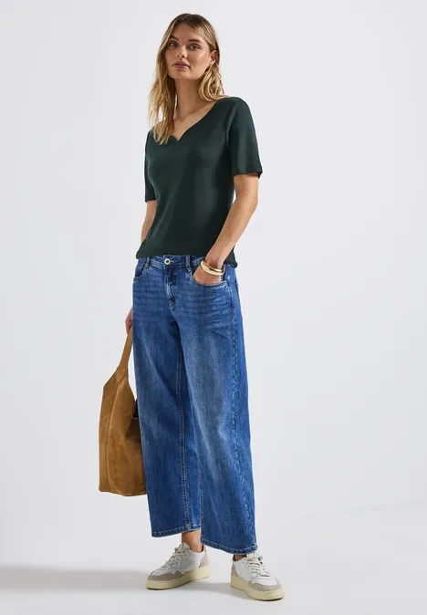 T-Shirt mit Herzausschnitt evernight green