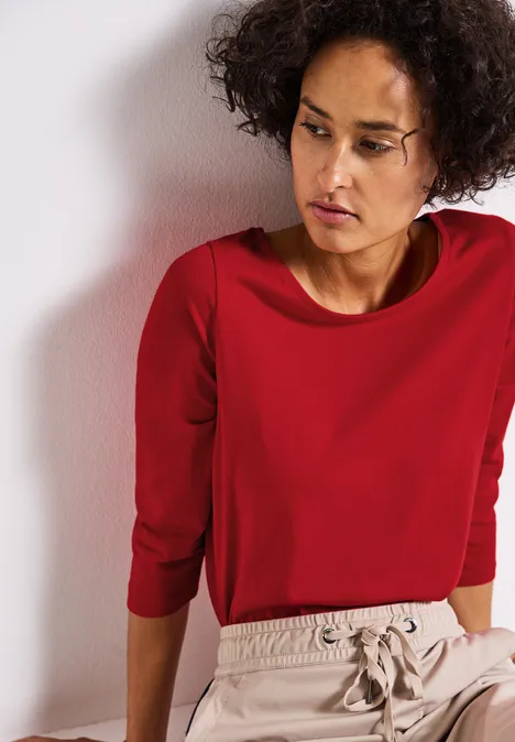Shirt mit U-Boot-Ausschnitt racing red