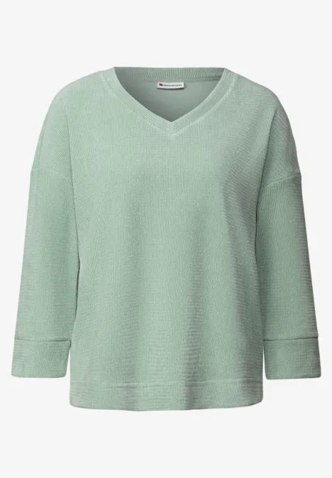 Knus shirt met V-hals serene green
