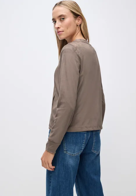 Veloursjacke mit Taschen silk brown