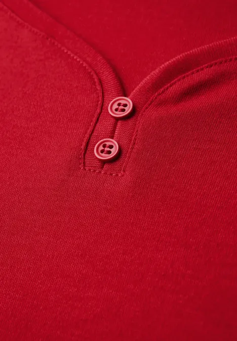 Basic Shirt mit Knopfdetail racing red