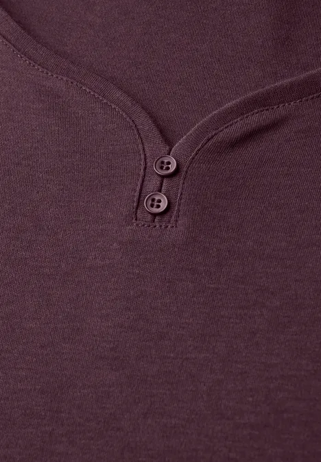 Basic Shirt mit Knopfdetail jazz berry