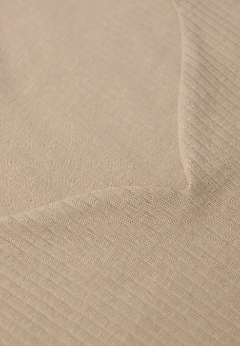 Shirt met hartvormige halslijn sanded beige