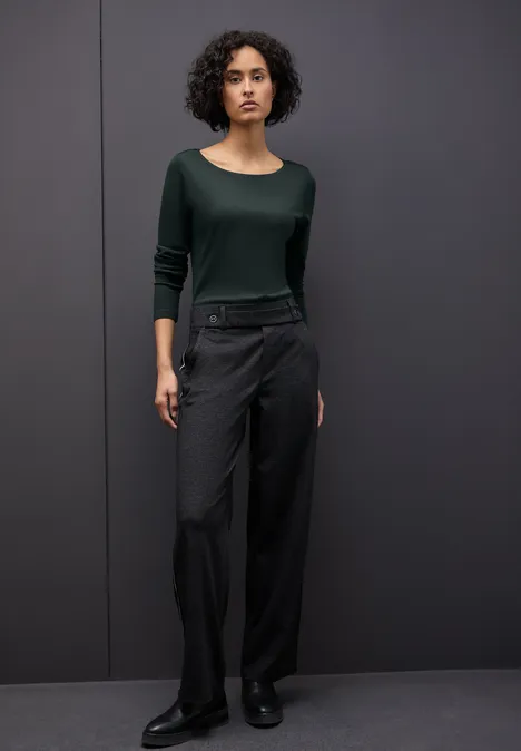 Basic Langarmshirt evernight green