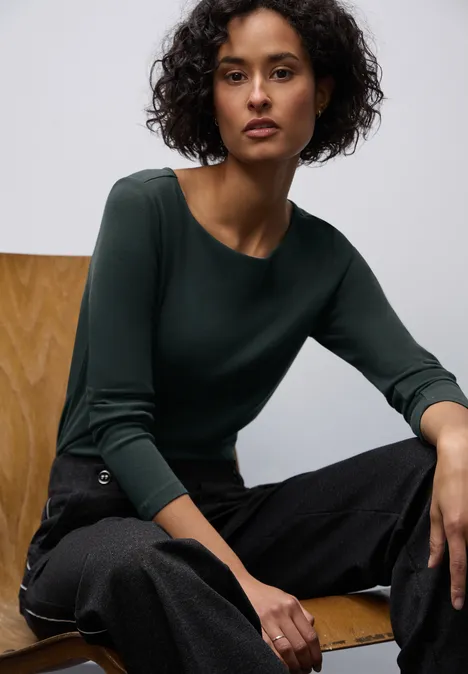 Basic Langarmshirt evernight green